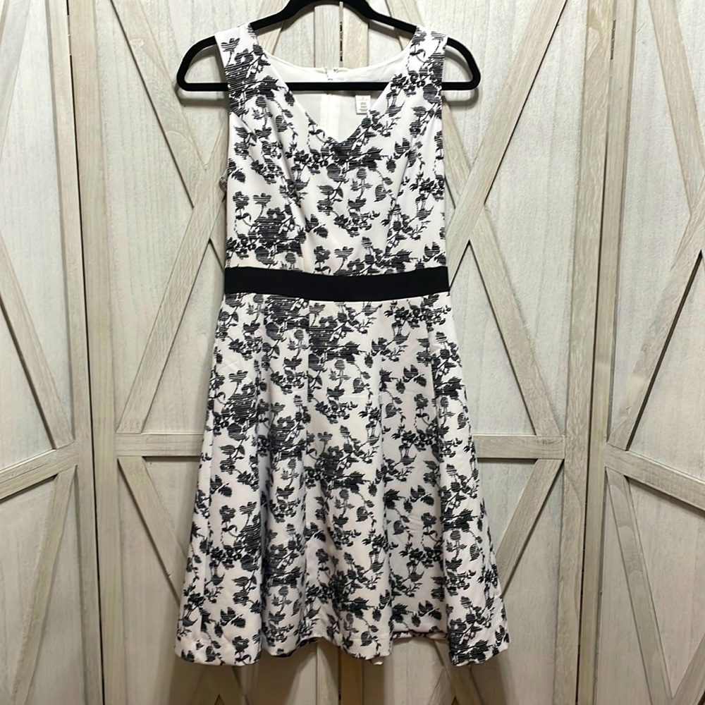 White House Black Market Dress. Size 2.